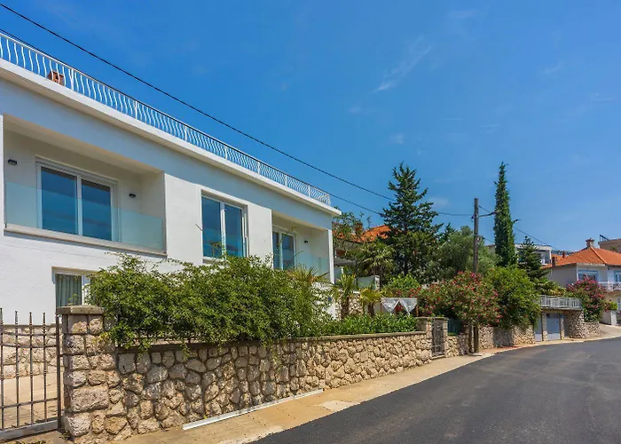 Modernes Direkt Am Mit Whirlpool, Meerblick, Lounge-bereich * Dramalj