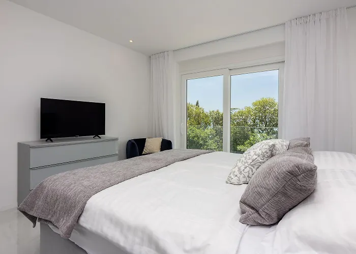 Modernes Direkt Am Mit Whirlpool, Meerblick, Lounge-bereich Appartamento