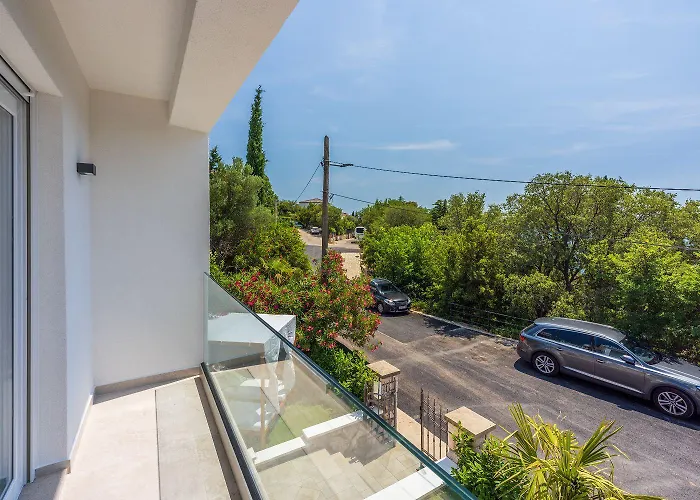 Modernes Direkt Am Mit Whirlpool, Meerblick, Lounge-bereich
