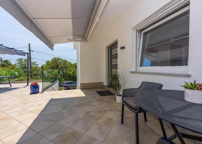 Modernes Direkt Am Mit Whirlpool, Meerblick, Lounge-bereich