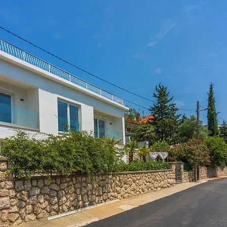 Modernes Direkt Am Mit Whirlpool, Meerblick, Lounge-bereich * Dramalj