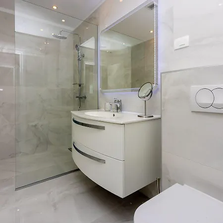 Modernes Direkt Am Mit Whirlpool, Meerblick, Lounge-bereich