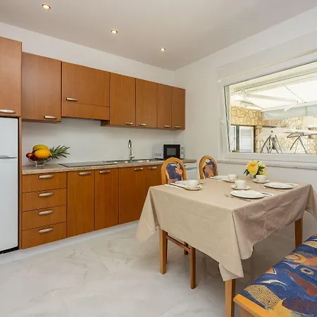 Modernes Direkt Am Mit Whirlpool, Meerblick, Lounge-bereich * Dramalj