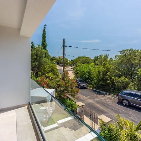 Modernes Direkt Am Mit Whirlpool, Meerblick, Lounge-bereich